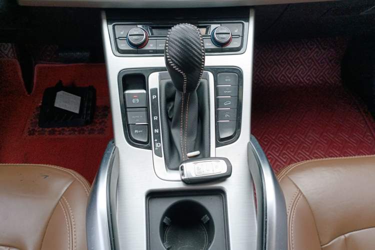 Used Geely Auto Emgrand X7 Sport 2016 1.8TD Automatic ZhiZun Version