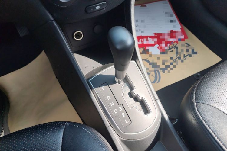 Used Hyundai Verna Ray 2014 1.4L Automatic GLX