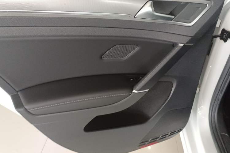 Used Volkswagen Golf 2019 280TSI DSG Comfort Version China VI Standard
