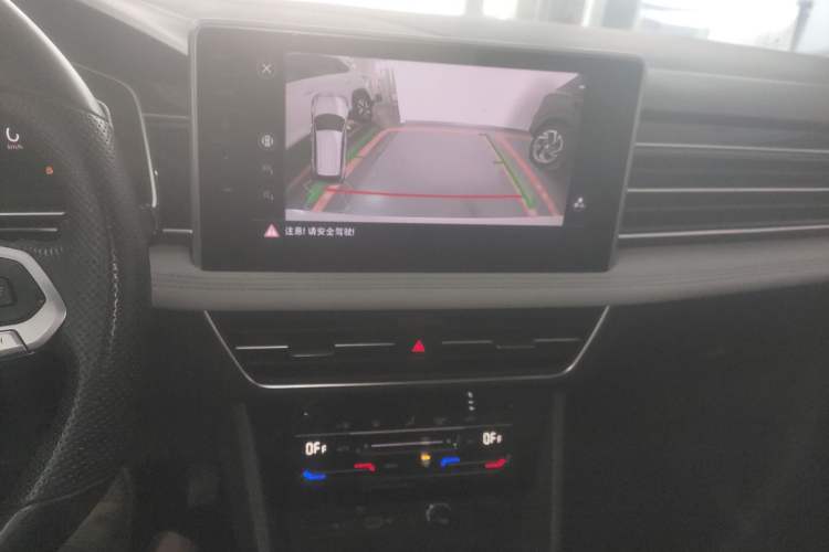 Used Volkswagen Tiguan L 2024 300TSI Automatic Two-Wheel Drive Smart Edition