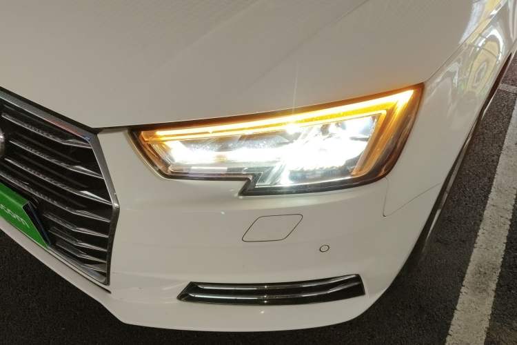 Used Audi A4L 2018 30th Anniversary Edition 40 TFSI Trendy Model
