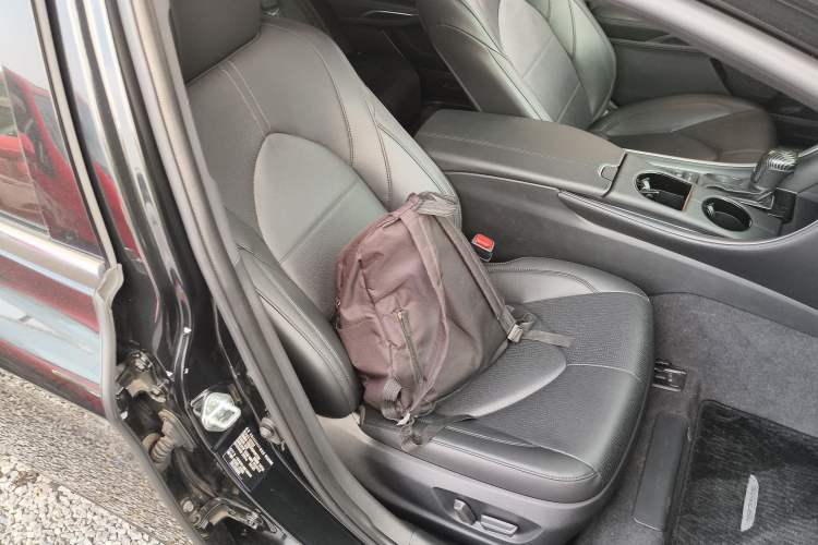 Used Toyota Avalon 2023 2.5L Luxury Edition