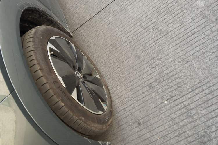 Used BYD Tang L 2025 DM 175KM Drone Player Edition
