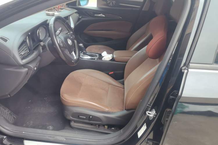 Used Buick Regal 2019 20T Luxury Model China VI Standard