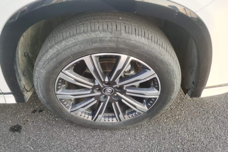 Used Changan CS75 PLUS 2023 3rd Generation 1.5T Automatic Prestige Model
