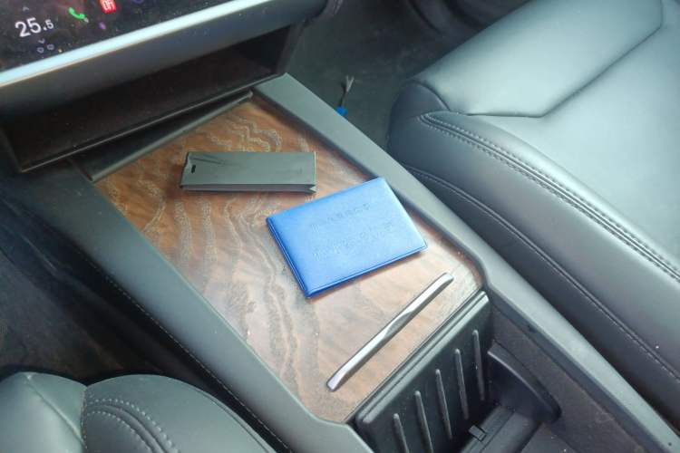 Used Tesla Model X 2019 Long-Range Version
