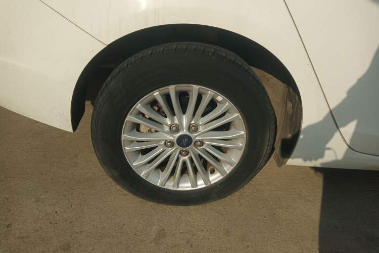 Used Ford Escort 2015 1.5L Automatic Comfort Model
