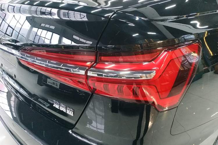 Used Audi A6L 2019 40 TFSI Luxury Dynamic Model
