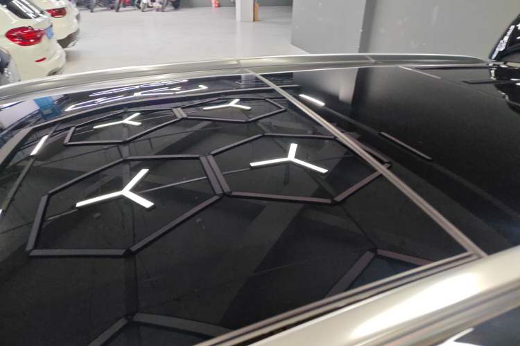 Used Mercedes-Benz GLC 2021 GLC 300 L 4MATIC Dynamic Model