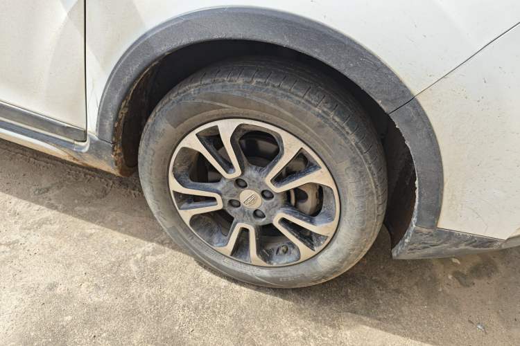 Used Geely Auto Vision X3 2017 1.5L Manual Elite Model
