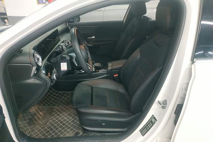 Used Mercedes-Benz A-Class 2023 A 200 L Fashion Model
