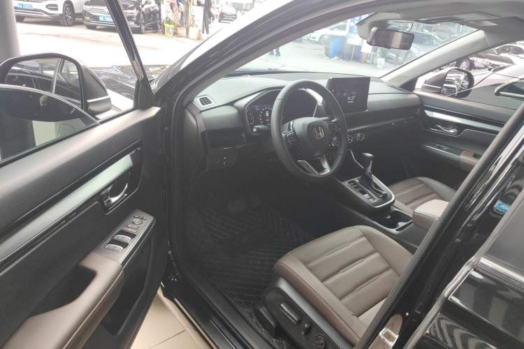 Used Honda CR-V 2023 240TURBO Two-Wheel Drive Deluxe Edition 7 Seats