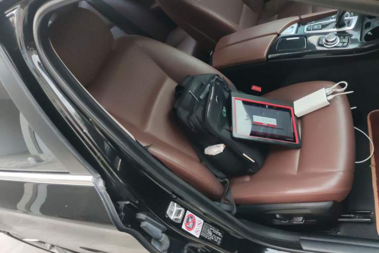 Used BMW 5 Series 2015 520i Elegant Edition
