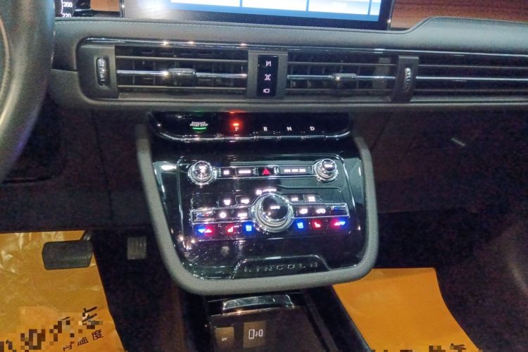 Used Lincoln Corsair 2020 2.0T Two-Wheel Drive Luxury Edition
