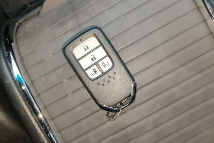 Used Honda Elysion 2019 2.0L Hybrid Luxury Edition
