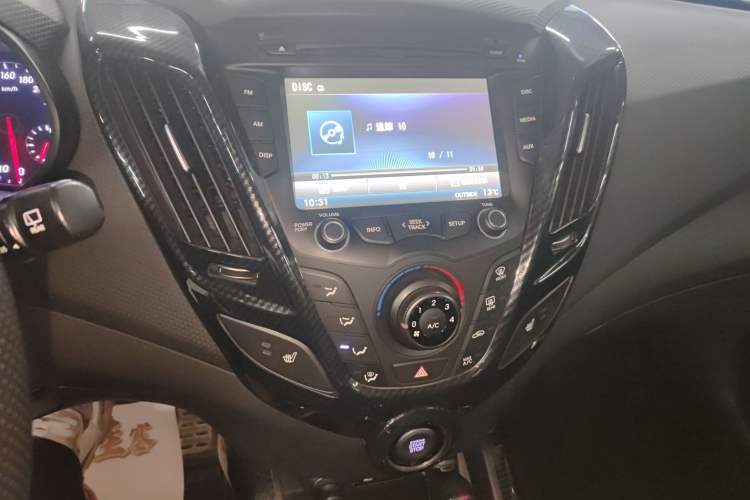 Used Hyundai Veloster 2015 1.6T Automatic Luxury Edition
