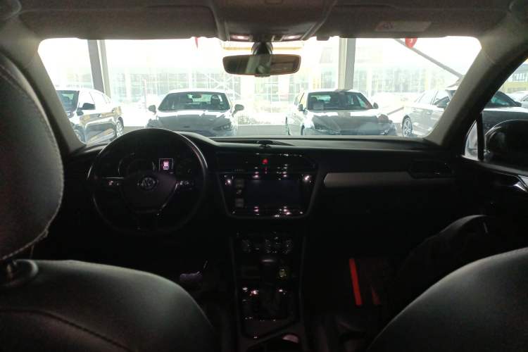 TDK.VehicleDetails.img