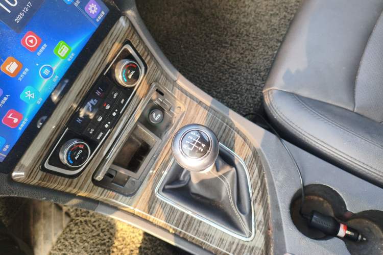 Used Zotye T600 2015 1.5T Manual Luxury Model