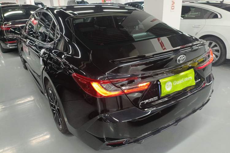 Used Toyota Camry 2026 Model Dual-Engine 2.0HSE Sport Lite Edition