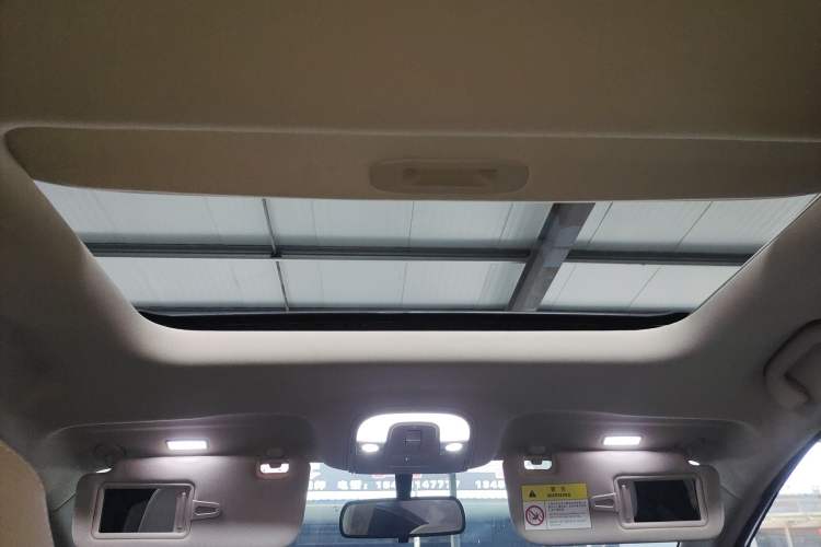 Used BYD Song MAX New Energy 2022 DM-i 105KM Prestige Model
