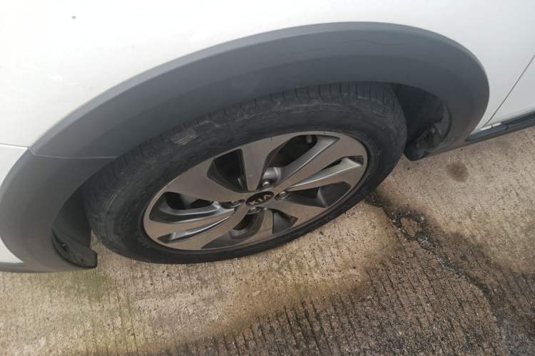 Used Kia KX Cross 2018 1.6L Automatic Dynamic Sunroof Version
