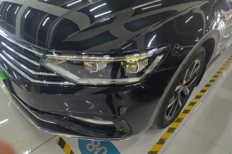 Used Volkswagen Magotan 2020 330TSI DSG Leading Model
