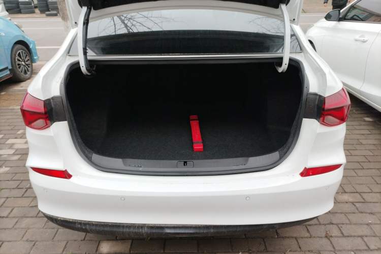 Used Chevrolet Monza 2022 320 Automatic Enjoyment Sunroof Version
