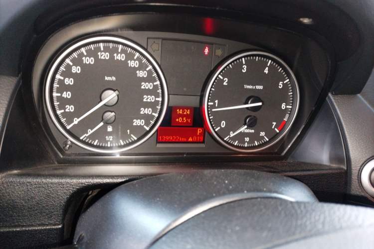 Used BMW X1 2014 sDrive18i Leading Model
