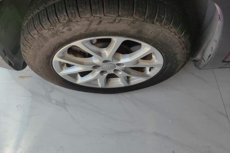 Used  Cherokee 2017 2.0L Superior Edition