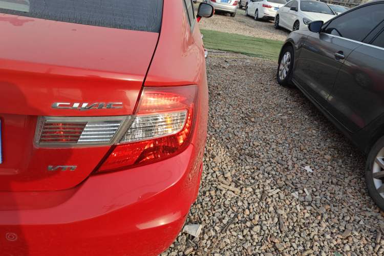 Used Honda Civic 2013 10th Anniversary 1.8L Automatic Luxury Edition
