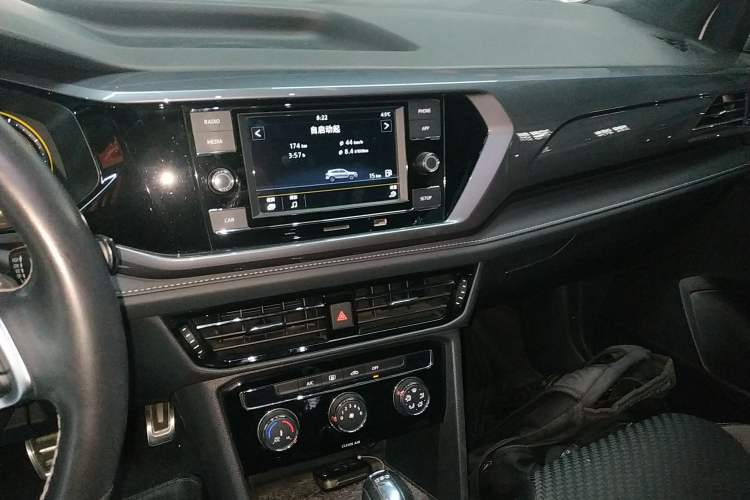 Used Volkswagen Tharu 2019 280TSI Two-Wheel Drive R-Line China VI Standard
