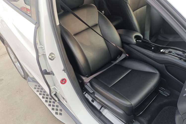 Used Honda Vezel 2017 1.5L CVT 2WD Comfort Model