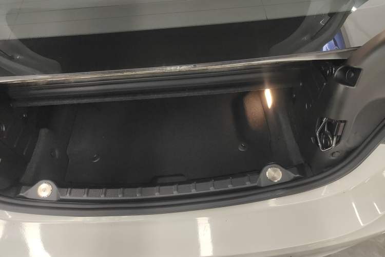 Used BMW 4 Series 2014 420i Convertible Fashion Model