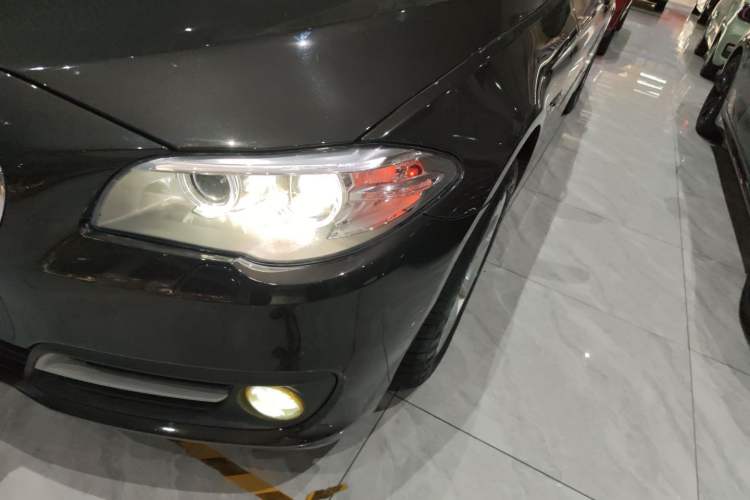 Used BMW 5 Series 2017 520Li Elegant Edition
