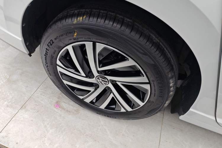 Used Volkswagen Lavida 2023 Revised Version 1.5L Automatic Starry Sky Edition – 5 Million Units