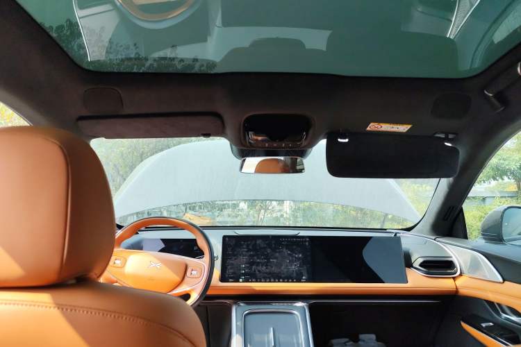 Used XPeng G9 2025 625 Long-Range Max
