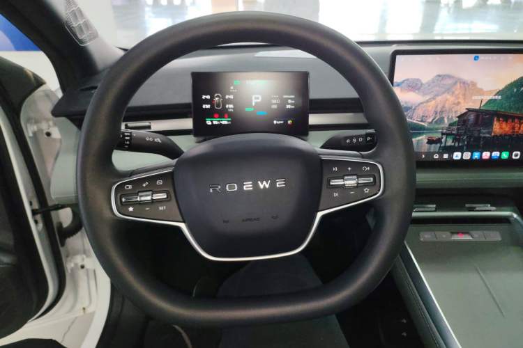 Used Roewe D6 2025 450km Deluxe Edition