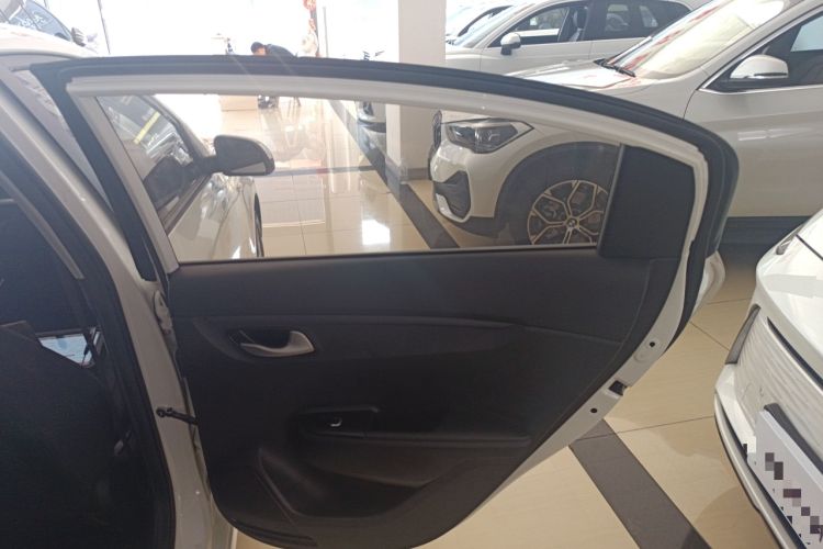 Used Kia K2 2019 Sedan 1.4L Automatic Transmission 15th Anniversary Special Edition GLS China VI Standard
