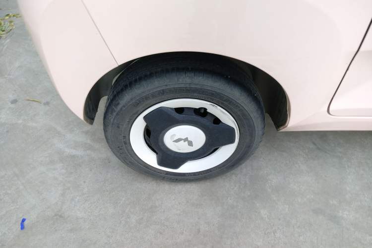 Used Wuling Hongguang MINIEV 2022 Macaron Premium Model – Lithium Iron Phosphate