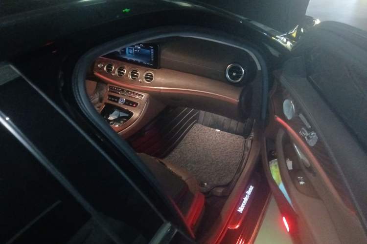 Used Mercedes-Benz E-Class 2020 E 300 L Luxury Model
