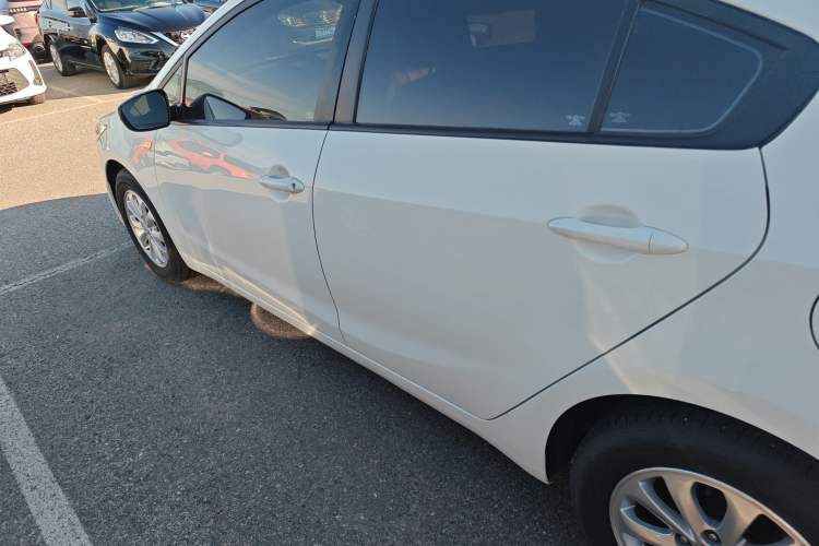 Used Kia K3 2015 1.6L Manual GL
