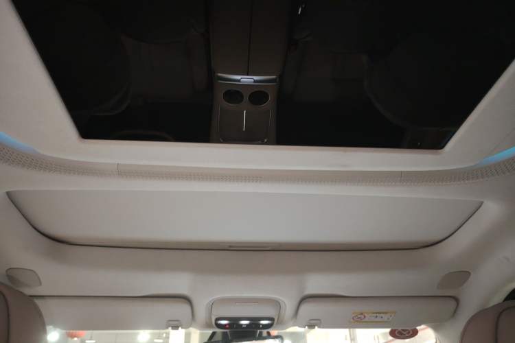 Used XPeng X9 2025 740 Ultra-Long Range Max