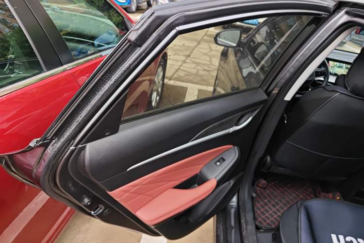 Used Changan Eado 2023 Changan Edition PLUS Blue Whale NE 1.4T GDI DCT Prestige Version
