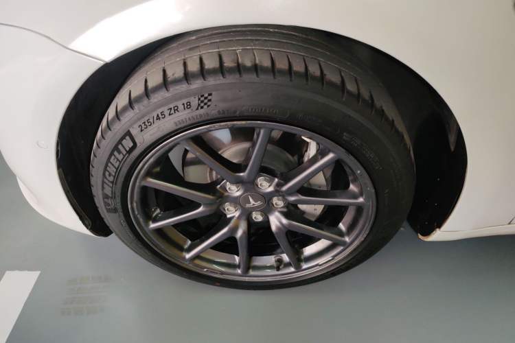 Used Tesla Model 3 2019 Standard Range Rear-Drive Upgraded Version
