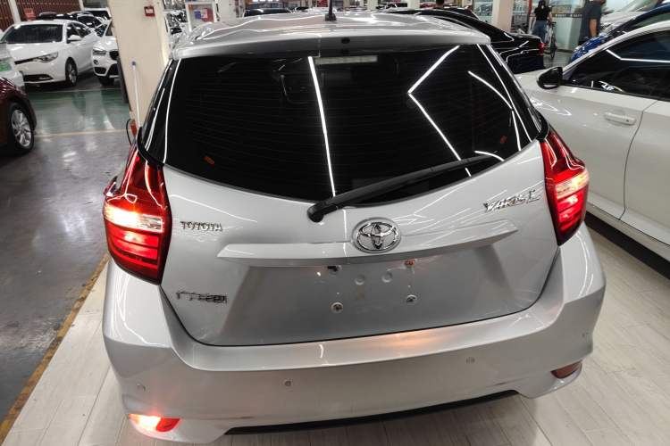 Used Toyota YARiS L 2016 Revised 1.5E CVT Charming Edition
