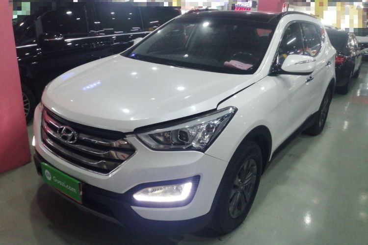 Used Hyundai Santa Fe 2013 2.4L Automatic Two-Wheel Drive Smart Version
