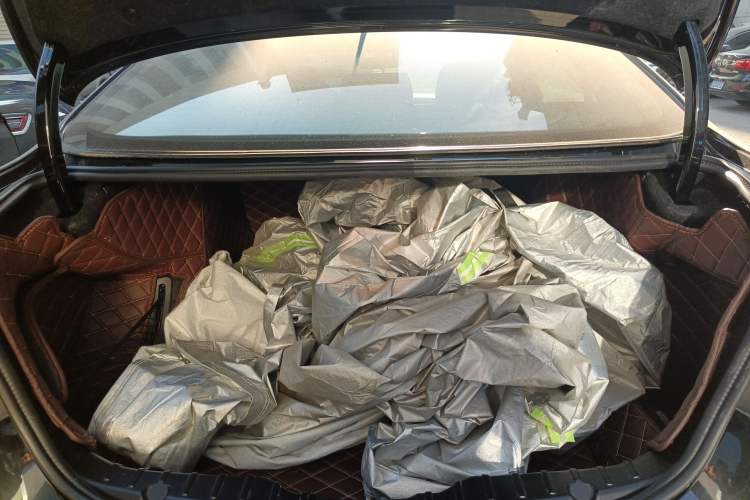 Used BMW 5 Series 2014 525Li Luxury Design Package
