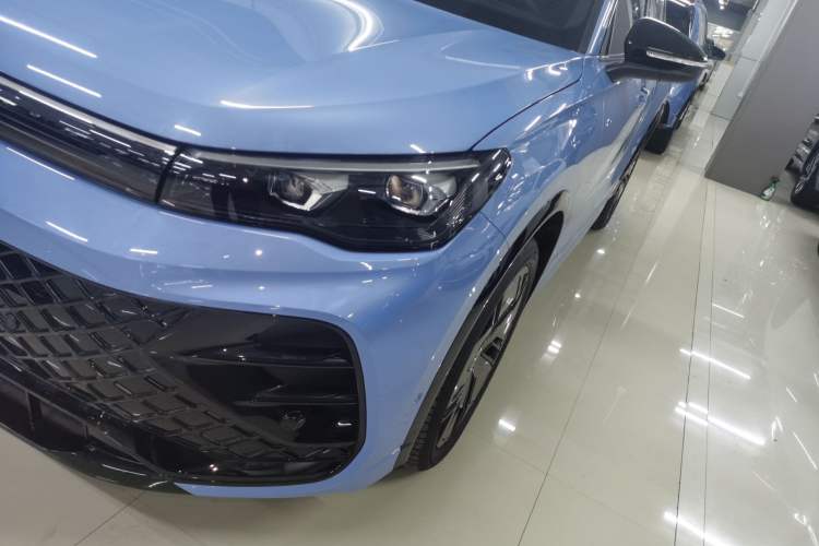 Used Volkswagen Tiguan L 2024 PRO 380TSI Four-Wheel Drive R-Line Prestige Edition
