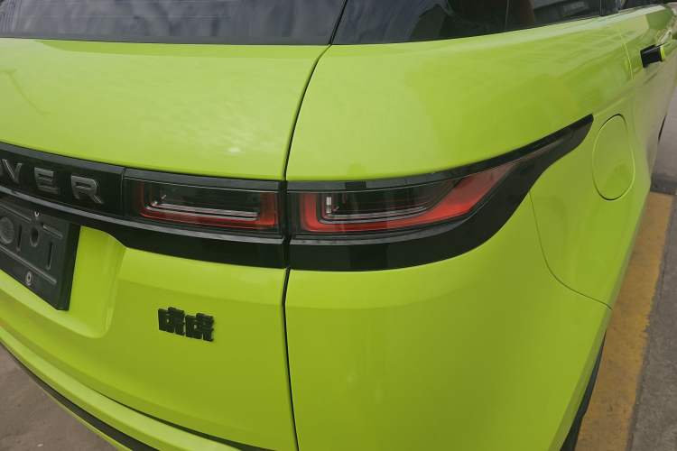 Used Land Rover Range Rover Evoque 2021 Range Rover Velar 249 PS R-Dynamic S Performance Edition
