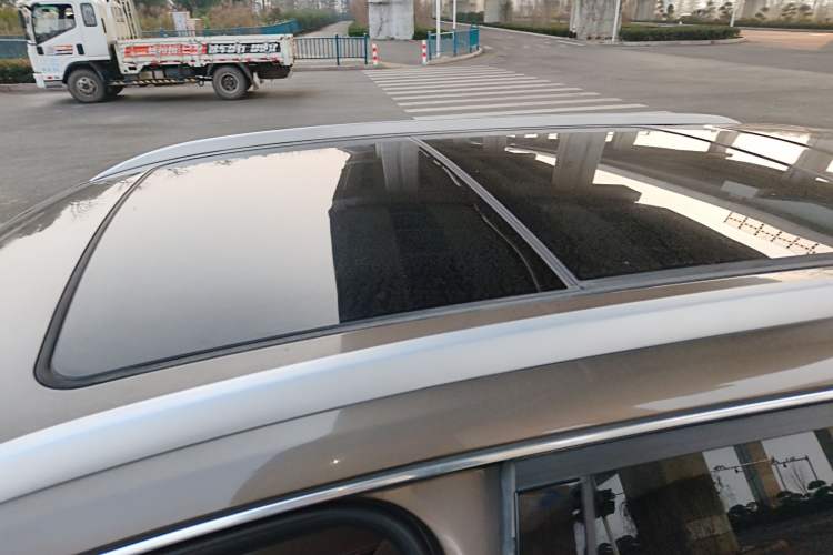 Used Buick Envision 2014 28T Four-Wheel Drive Elite Model
